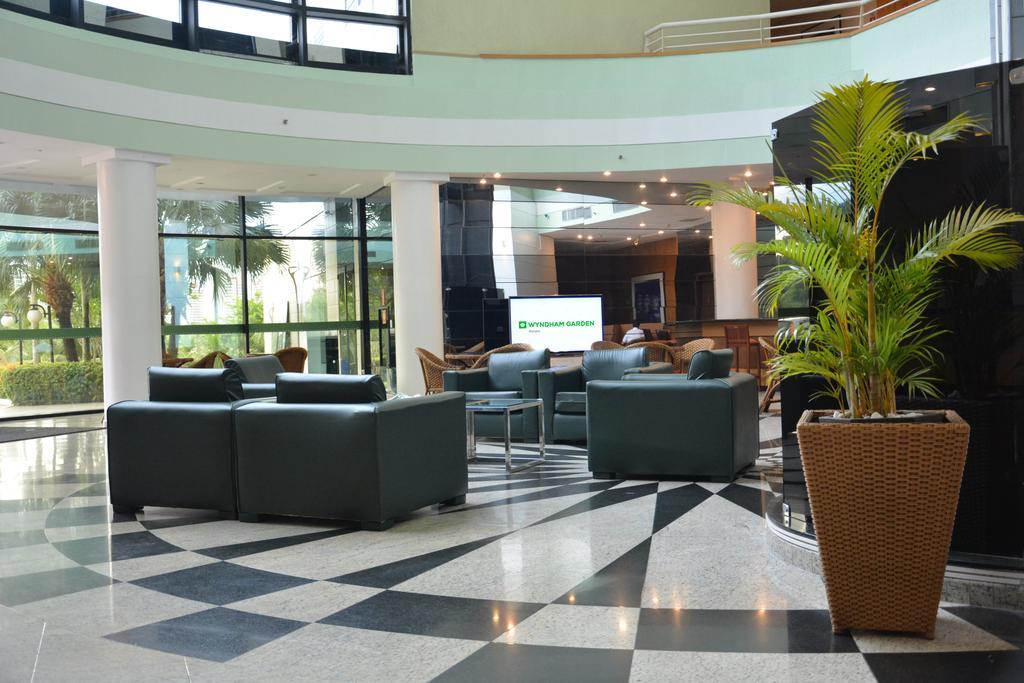 Отель Wyndham Garden Манаус Экстерьер фото